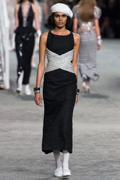 Look 76